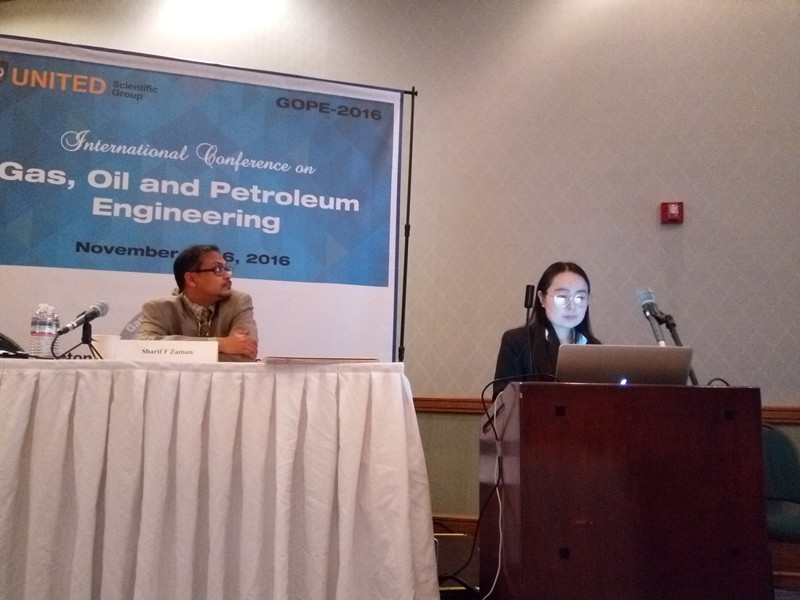 薛亚娟做会议报告 薛亚娟做会议报告